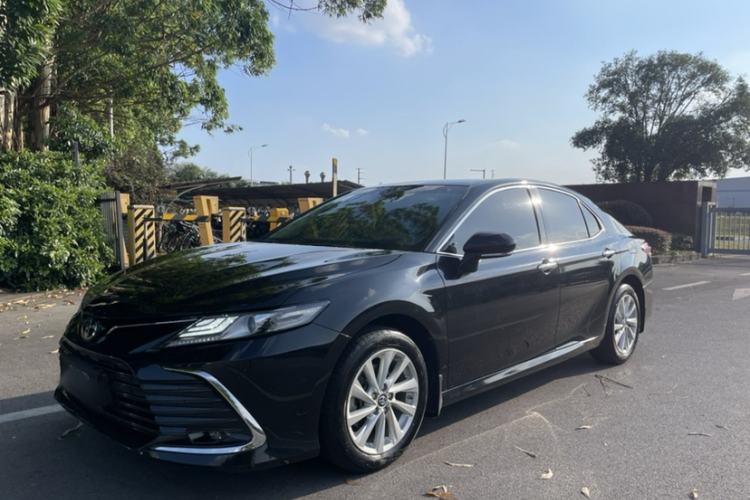 Used Toyota Camry 2021 2.0G Luxury Edition Exterior 2