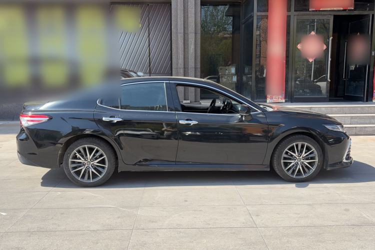 Used Toyota Camry 2021 2.5G Luxury Edition Exterior 2