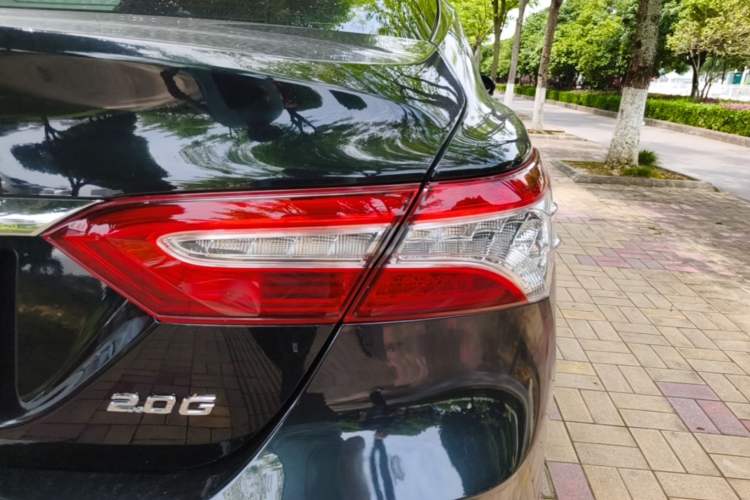 Used Toyota Camry 2021 2.0G Luxury Edition Exterior 3