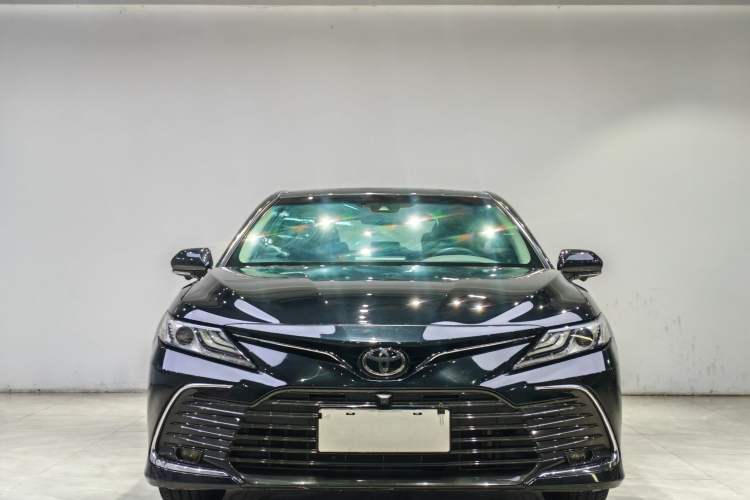 Used Toyota Camry 2021 2.5G Luxury Edition Exterior 3