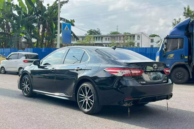 Used Toyota Camry 2021 2.0S FENGSHANG Edition Exterior 3
