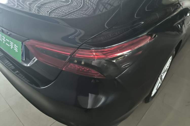 Used Toyota Camry 2021 2.0G Luxury Edition Exterior 3