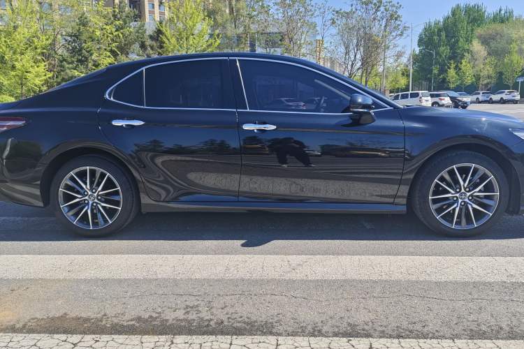 Used Toyota Camry 2021 2.5G Luxury Edition Exterior 3