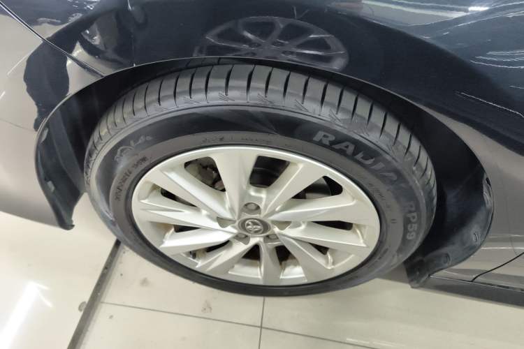 Used Toyota Camry 2021 2.0G Luxury Edition Exterior 3