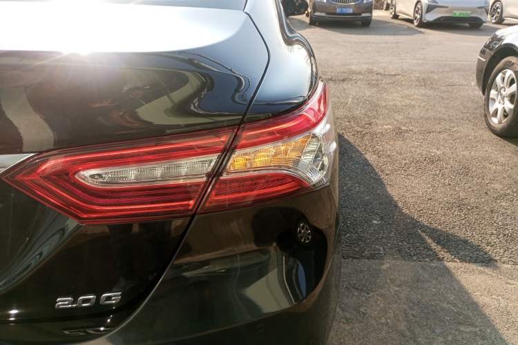 Used Toyota Camry 2021 2.0G Luxury Edition Exterior 3