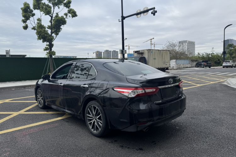 Used Toyota Camry 2021 2.5G Luxury Edition Exterior 3