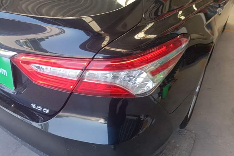 Used Toyota Camry 2021 2.0G Luxury Edition Exterior 3