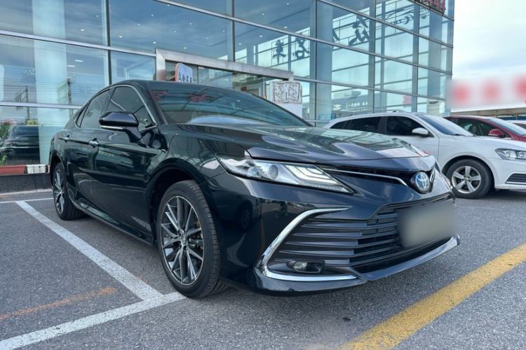 Used Toyota Camry 2021 Dual-Motor 2.5HG Luxury Edition Exterior 3