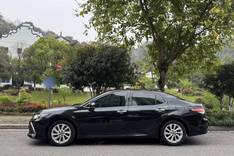 Used Toyota Camry 2021 2.0G Luxury Edition Exterior 3