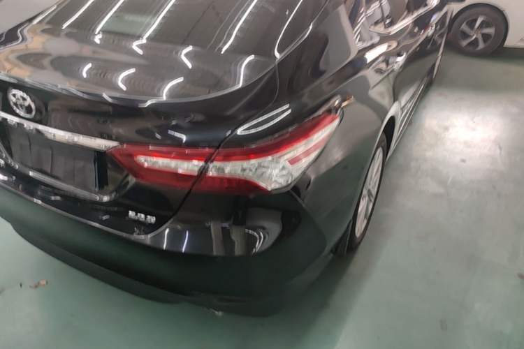 Used Toyota Camry 2021 2.0G Luxury Edition Exterior 3