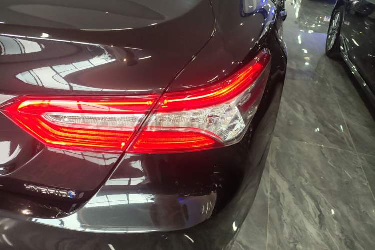 Used Toyota Camry 2021 Dual-Motor 2.5HG Luxury Edition Exterior 3