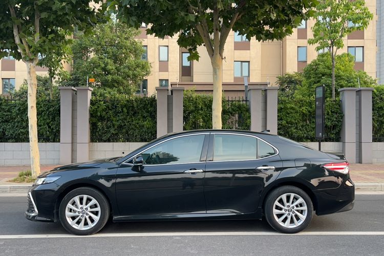 Used Toyota Camry 2021 2.0G Luxury Edition Exterior 3