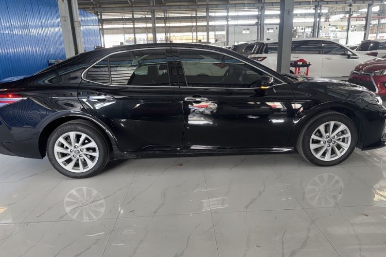 Used Toyota Camry 2021 2.0G Luxury Edition Exterior 3