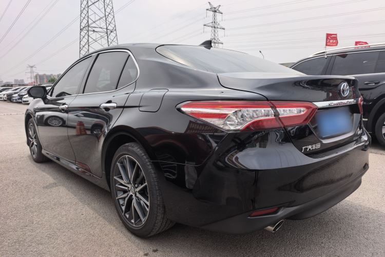 Used Toyota Camry 2021 Dual-Motor 2.5HG Luxury Edition Exterior 3