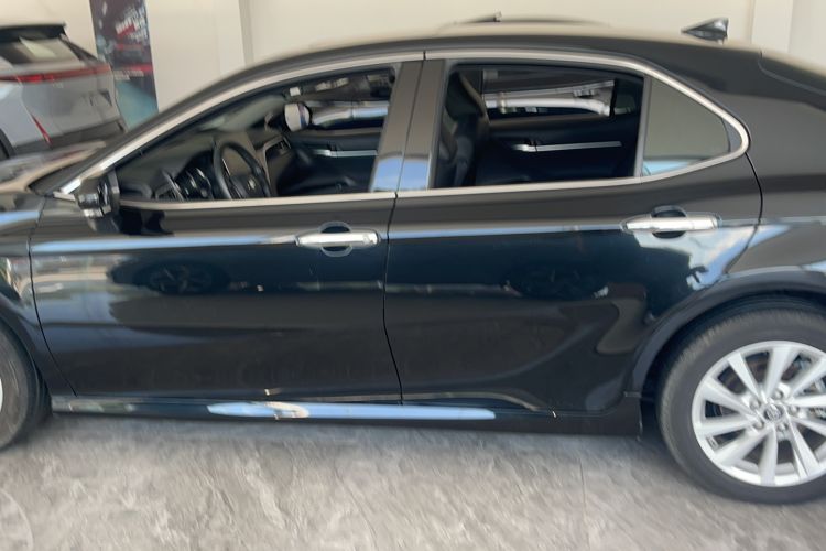 Used Toyota Camry 2021 2.0G Luxury Edition Exterior 3