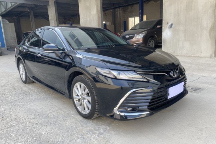Used Toyota Camry 2021 2.0G Luxury Edition Exterior 4