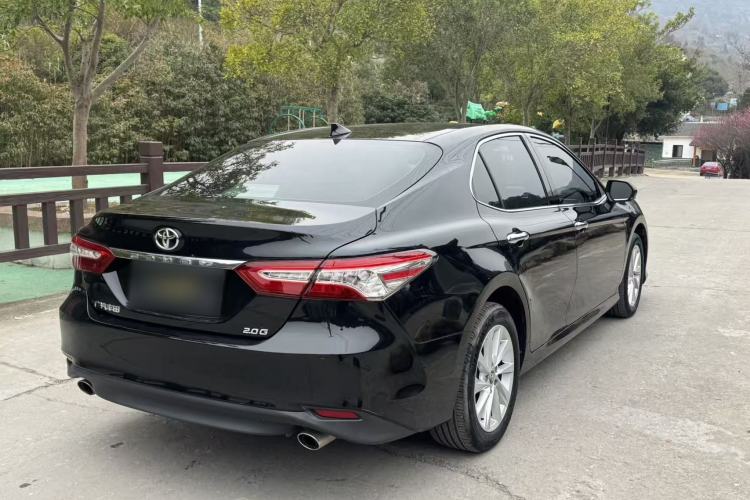 Used Toyota Camry 2021 2.0G Luxury Edition Exterior 4