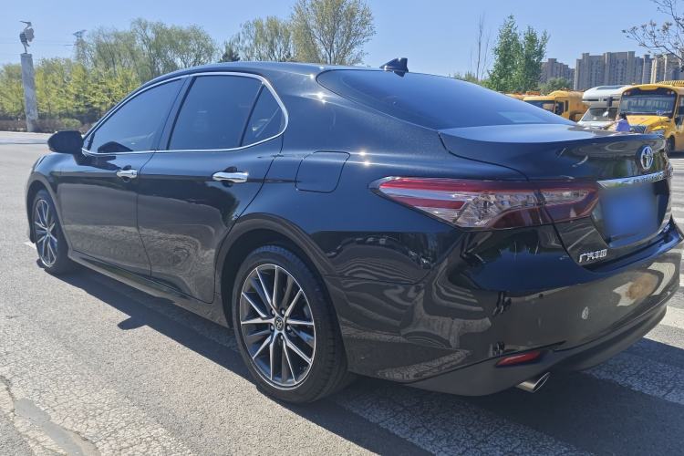 Used Toyota Camry 2021 2.5G Luxury Edition Exterior 4