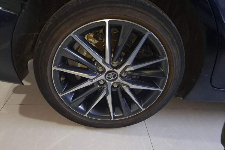 Used Toyota Camry 2021 2.5G Luxury Edition Exterior 4