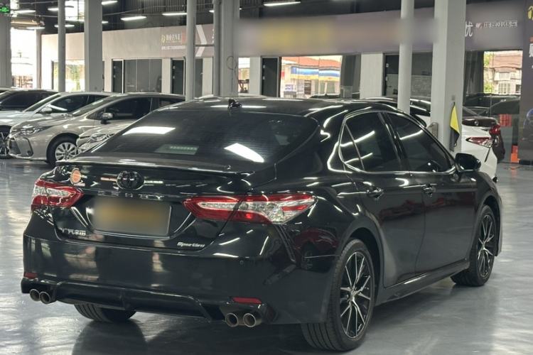 Used Toyota Camry 2021 2.0S FENGSHANG Edition Exterior 4