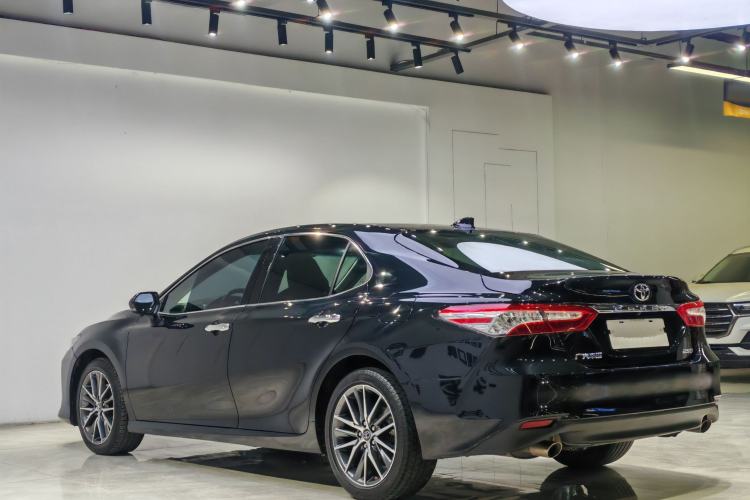 Used Toyota Camry 2021 2.5G Luxury Edition Exterior 4