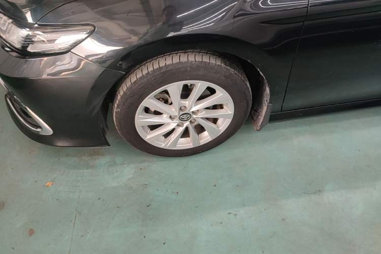 Used Toyota Camry 2021 2.0G Luxury Edition Exterior 4