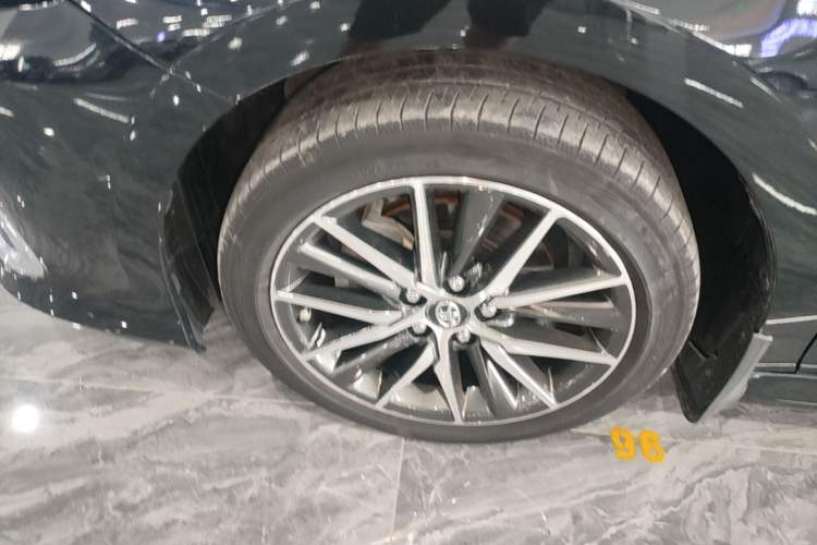 Used Toyota Camry 2021 Dual-Motor 2.5HG Luxury Edition Exterior 4