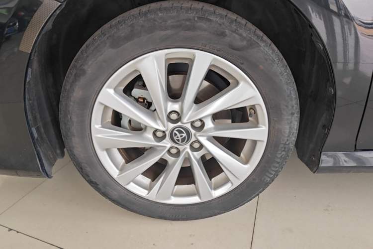 Used Toyota Camry 2021 Dual-Motor 2.5 HGVP Leading Edition Exterior 4