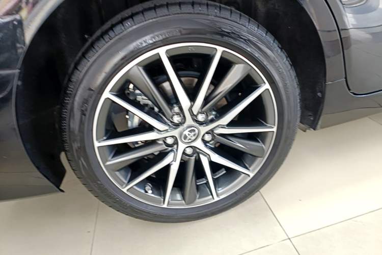 Used Toyota Camry 2021 2.5G Luxury Edition Exterior 5