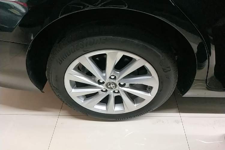 Used Toyota Camry 2021 2.0G Luxury Edition Exterior 5
