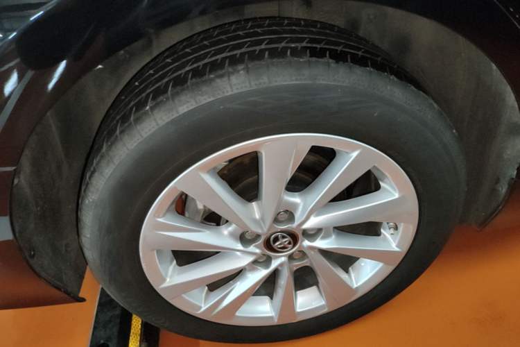 Used Toyota Camry 2021 2.0G Luxury Edition Exterior 5