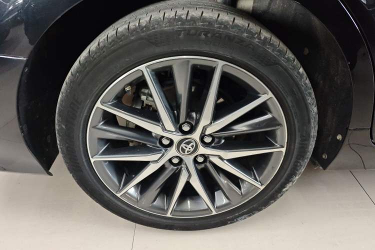 Used Toyota Camry 2021 2.5G Luxury Edition Exterior 5