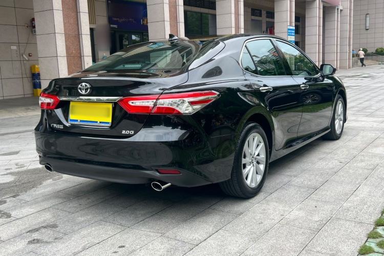 Used Toyota Camry 2021 2.0G Luxury Edition Exterior 5