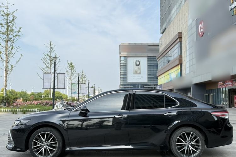 Used Toyota Camry 2021 Dual-Motor 2.5HG Luxury Edition Exterior 5