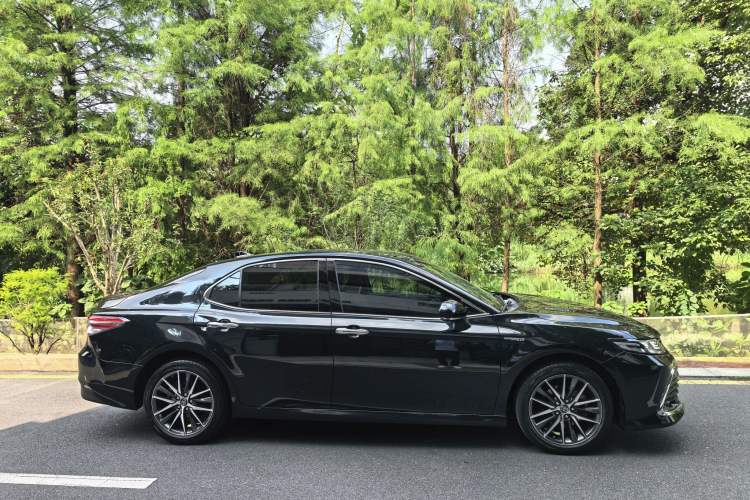 Used Toyota Camry 2021 Dual-Motor 2.5HG Luxury Edition Exterior 5
