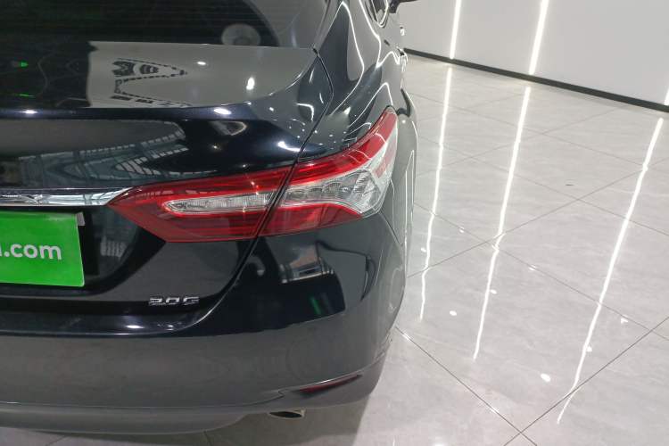 Used Toyota Camry 2021 2.0G Luxury Edition Exterior 6