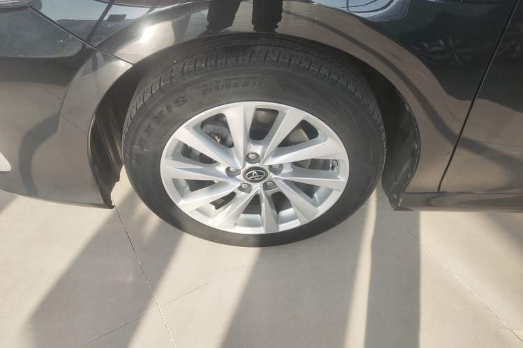 Used Toyota Camry 2021 2.0G Luxury Edition Exterior 7