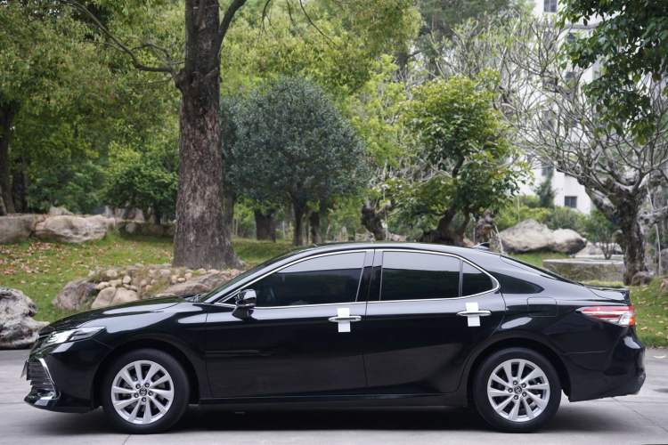 Used Toyota Camry 2021 2.0G Luxury Edition Exterior 7