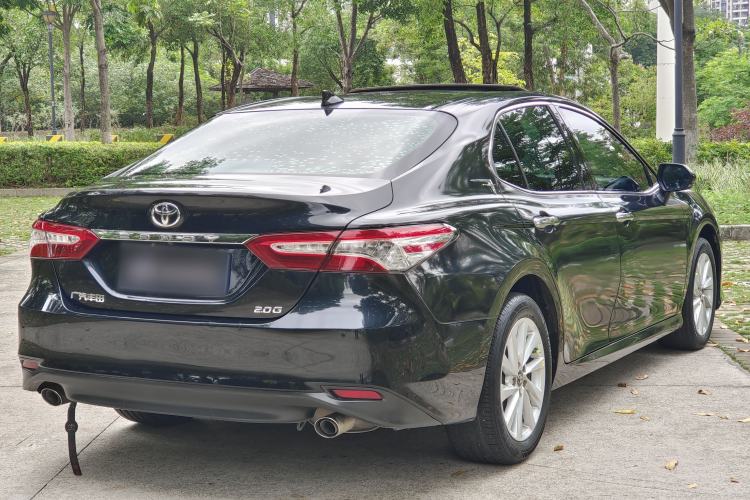 Used Toyota Camry 2021 2.0G Luxury Edition Exterior 7