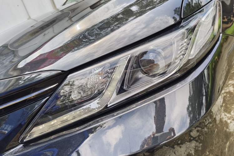 Used Toyota Camry 2021 Dual-Motor 2.5 HGVP Leading Edition Exterior 8