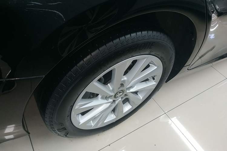 Used Toyota Camry 2021 Dual-Motor 2.5 HGVP Leading Edition Exterior 8