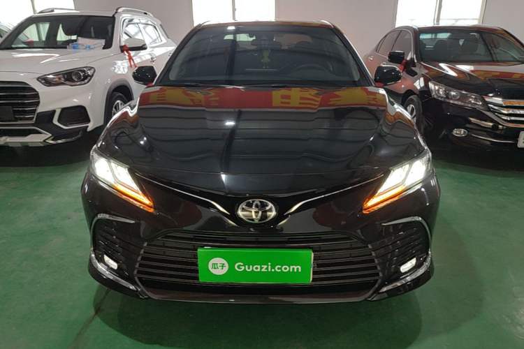 Used Toyota Camry 2021 2.0G Luxury Edition Front