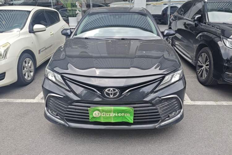 Used Toyota Camry 2021 2.0G Luxury Edition Front