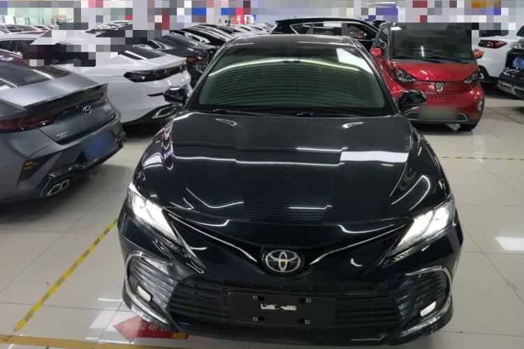 Used Toyota Camry 2021 2.0G Luxury Edition Front