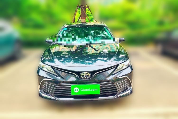 Used Toyota Camry 2021 2.0G Luxury Edition Front