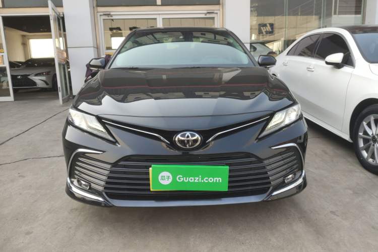 Used Toyota Camry 2021 2.5G Luxury Edition Front