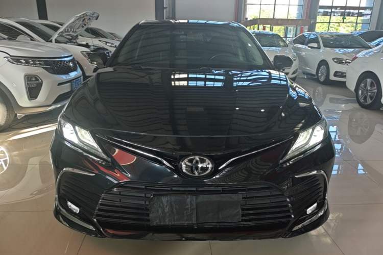 Used Toyota Camry 2021 2.0G Luxury Edition Front