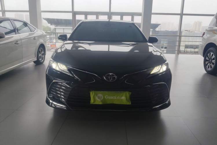 Used Toyota Camry 2021 2.5G Luxury Edition Front