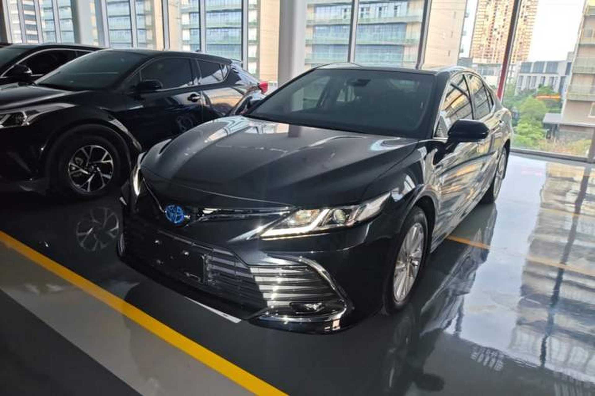 Used Toyota Camry 2021 Dual-Motor 2.5 HGVP Leading Edition Front Left 45 Deg