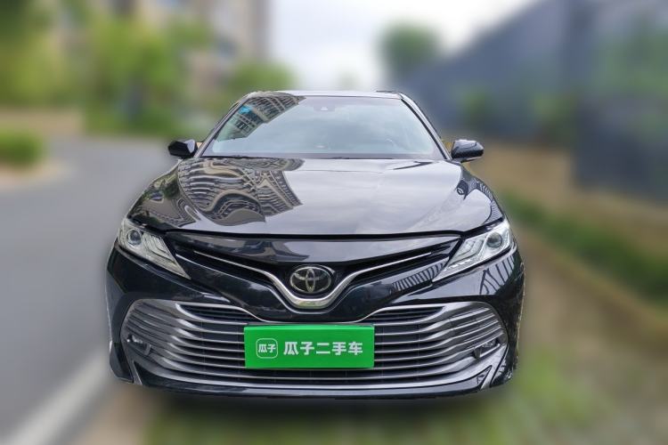 Used Toyota Camry 2021 2.0G Luxury Edition Front